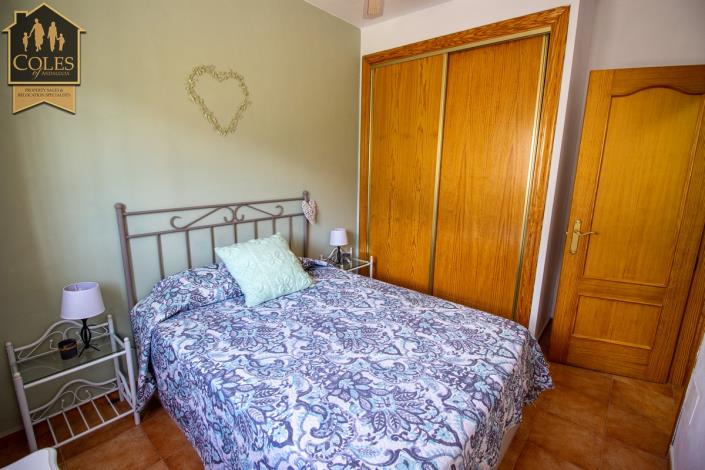 Image No.36-5 Bed Villa / Detached for sale