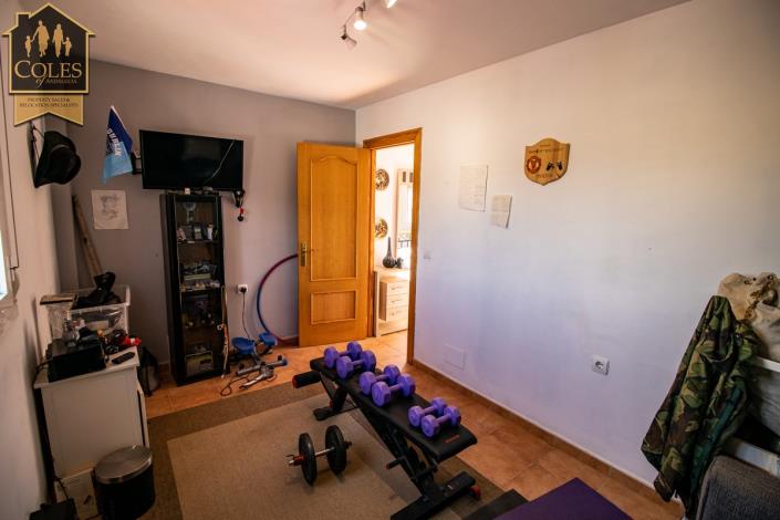 Image No.42-5 Bed Villa / Detached for sale