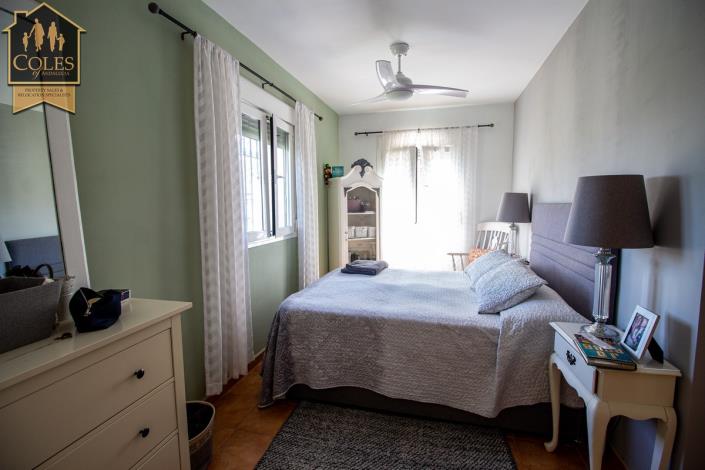 Image No.47-5 Bed Villa / Detached for sale