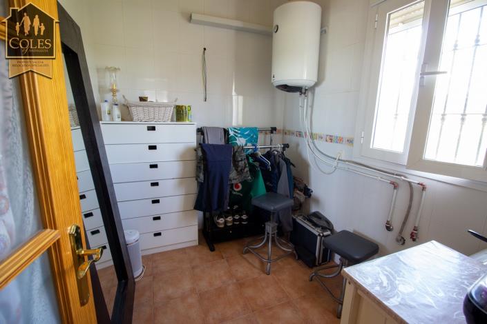 Image No.49-5 Bed Villa / Detached for sale