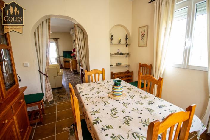 Image No.24-3 Bed Villa / Detached for sale