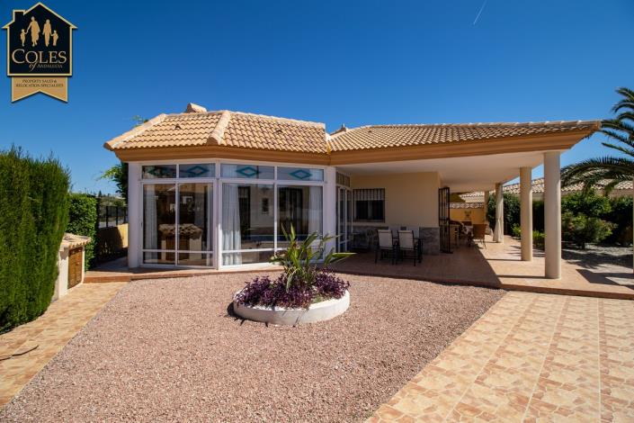 Image No.5-3 Bed Villa / Detached for sale