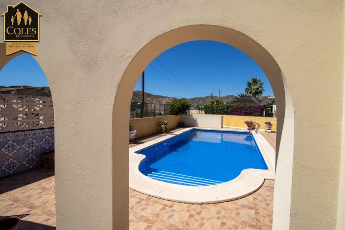 Image No.8-3 Bed Villa / Detached for sale