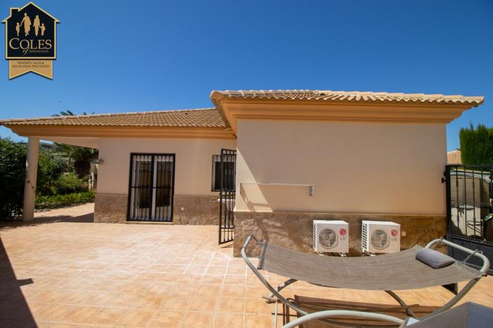 Image No.16-3 Bed Villa / Detached for sale