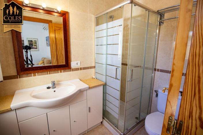 Image No.34-3 Bed Villa / Detached for sale