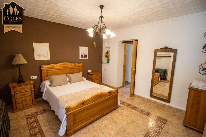Image No.42-7 Bed Cortijo for sale