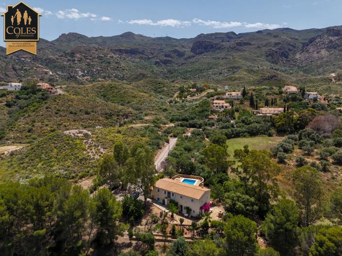 Image No.6-5 Bed Villa / Detached for sale