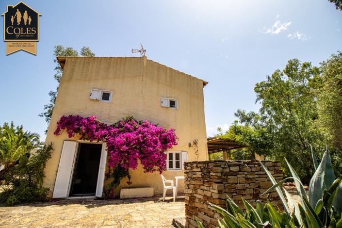 Image No.22-5 Bed Villa / Detached for sale