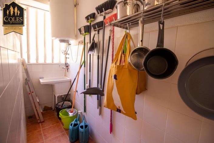 Image No.15-3 Bed Townhouse for sale