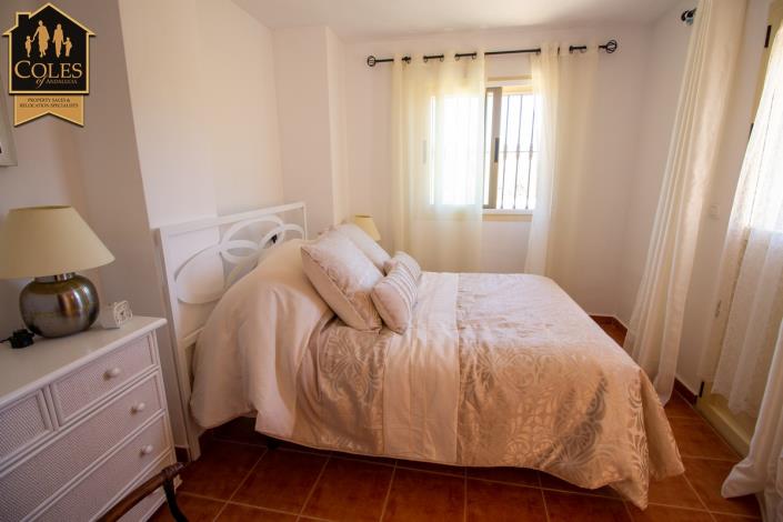 Image No.41-3 Bed Townhouse for sale