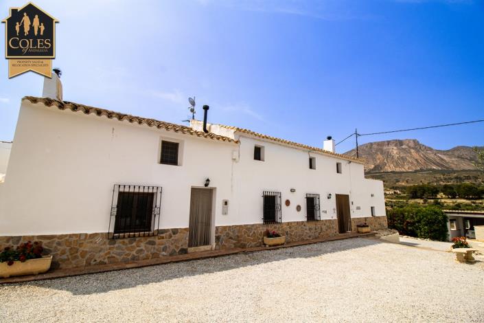 Image No.3-8 Bed Cortijo for sale