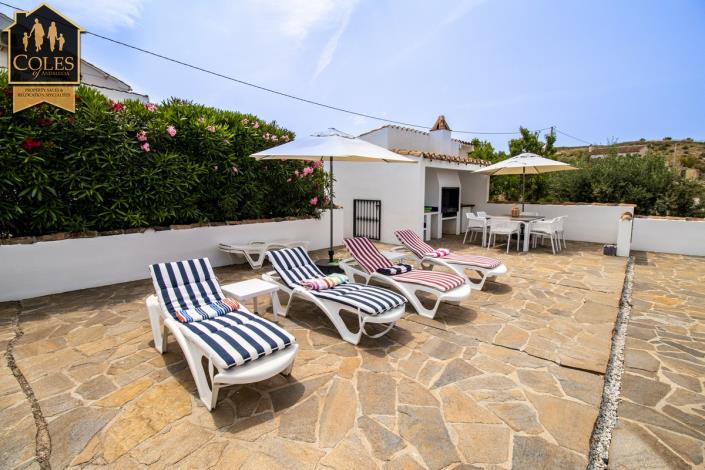 Image No.7-8 Bed Cortijo for sale