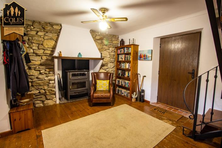 Image No.21-8 Bed Cortijo for sale