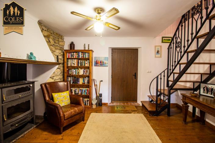 Image No.22-8 Bed Cortijo for sale