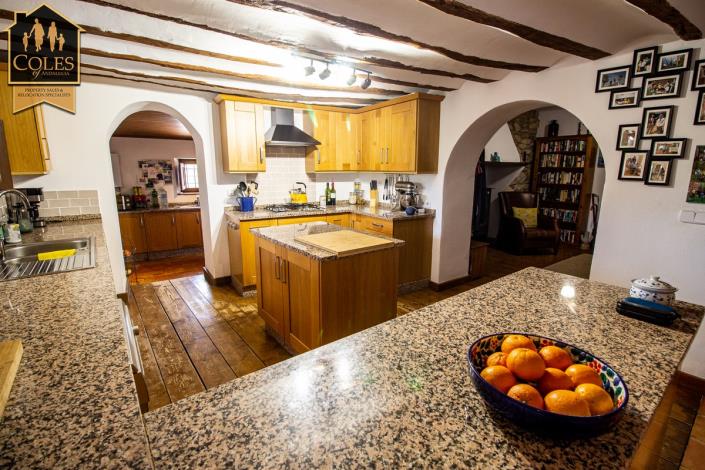 Image No.26-8 Bed Cortijo for sale