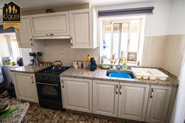 Image No.9-5 Bed Townhouse for sale