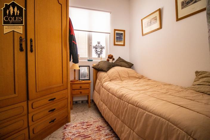 Image No.21-5 Bed Townhouse for sale