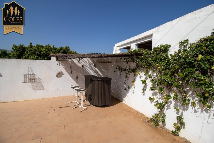 Image No.20-5 Bed Villa / Detached for sale