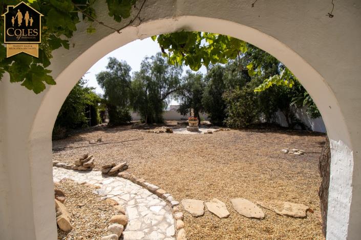 Image No.25-5 Bed Villa / Detached for sale