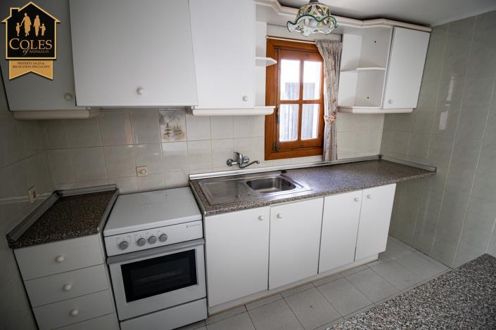 Image No.44-5 Bed Villa / Detached for sale