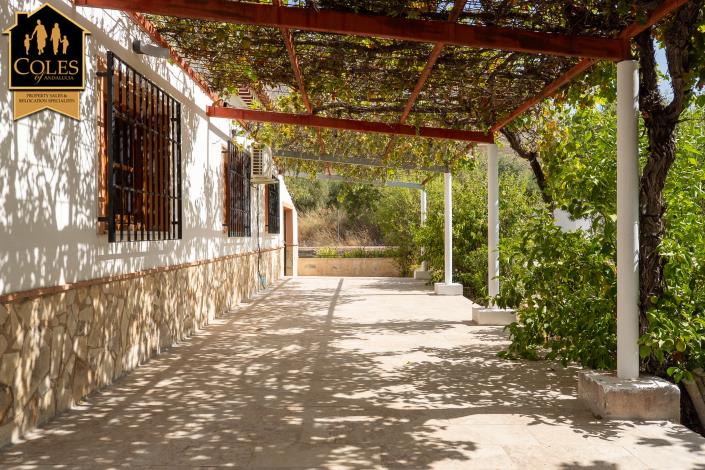 Image No.11-3 Bed Villa / Detached for sale