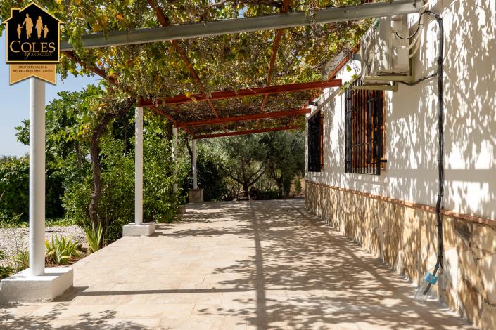 Image No.12-3 Bed Villa / Detached for sale