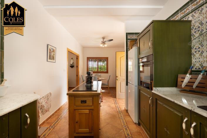 Image No.18-3 Bed Villa / Detached for sale