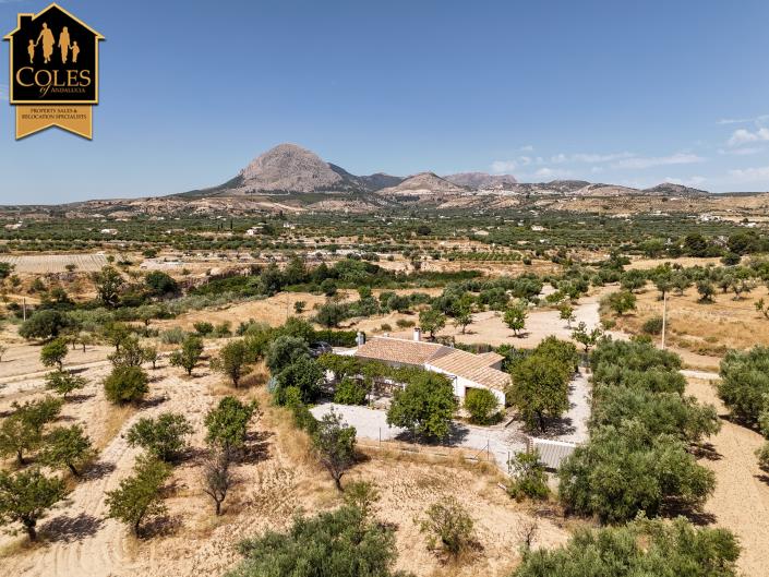 Image No.29-3 Bed Villa / Detached for sale