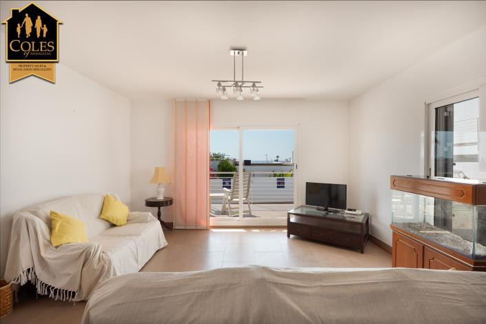 Image No.12-3 Bed Villa / Detached for sale