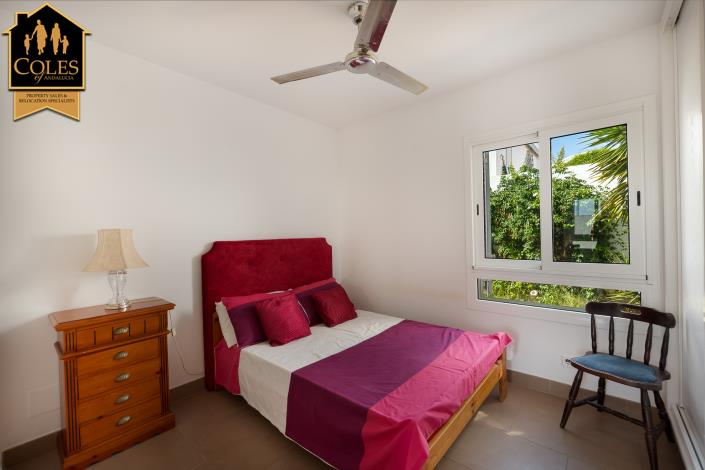 Image No.17-3 Bed Villa / Detached for sale