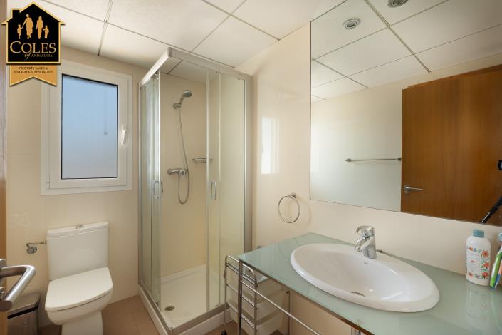 Image No.19-3 Bed Villa / Detached for sale