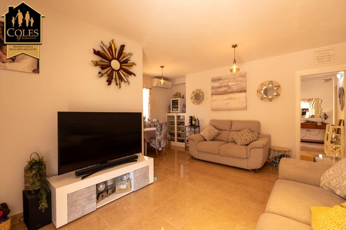 Image No.20-3 Bed Townhouse for sale