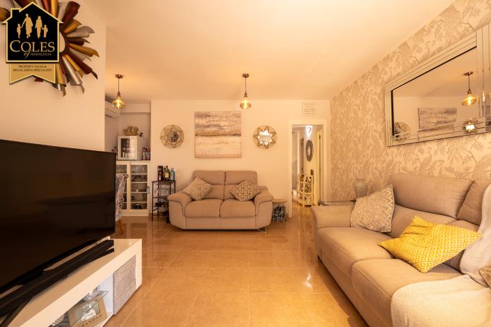 Image No.21-3 Bed Townhouse for sale