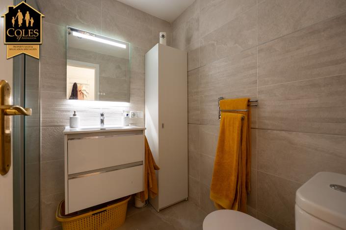 Image No.26-3 Bed Townhouse for sale