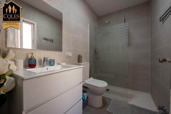 Image No.31-3 Bed Townhouse for sale