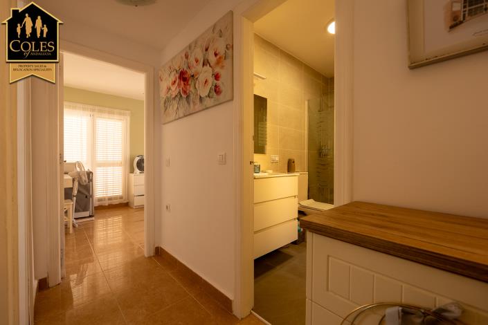 Image No.32-3 Bed Townhouse for sale