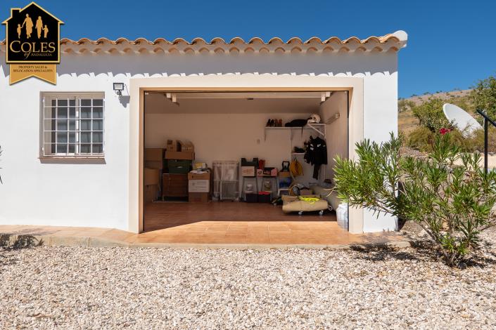 Image No.11-3 Bed Villa / Detached for sale