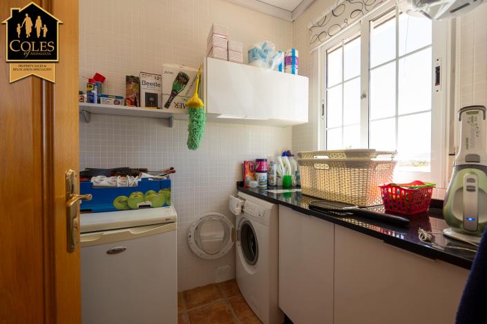 Image No.16-3 Bed Villa / Detached for sale