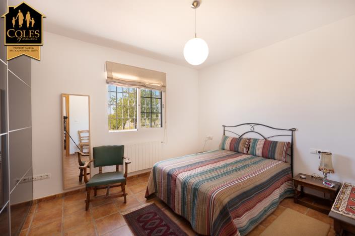 Image No.23-3 Bed Villa / Detached for sale