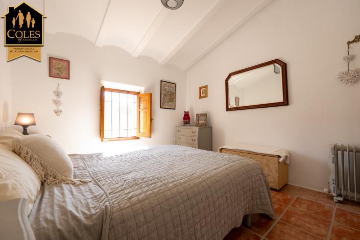 Image No.23-3 Bed Cortijo for sale