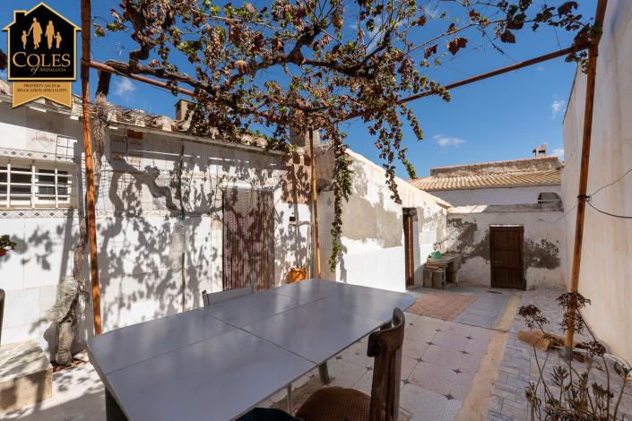 Image No.6-4 Bed Townhouse for sale