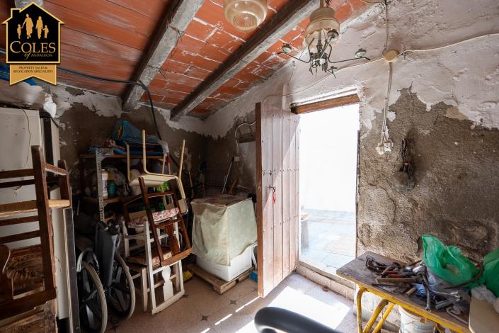 Image No.30-4 Bed Townhouse for sale