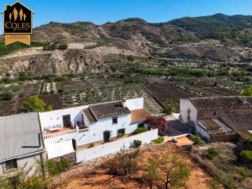 Cole's of Andalucia most sold property