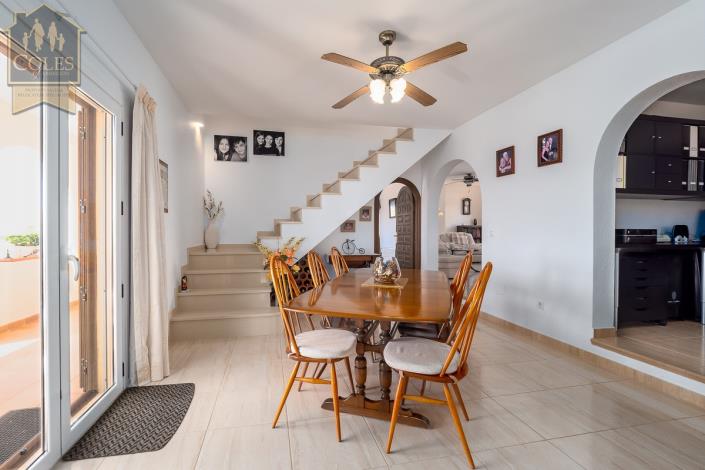 Image No.24-4 Bed Villa / Detached for sale