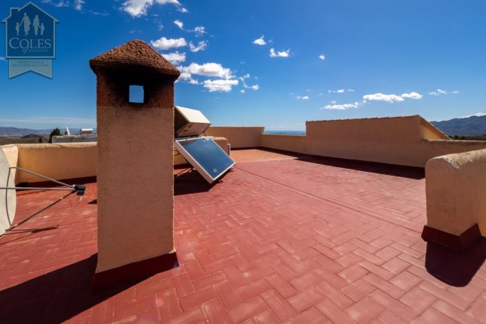 Image No.37-4 Bed Villa / Detached for sale