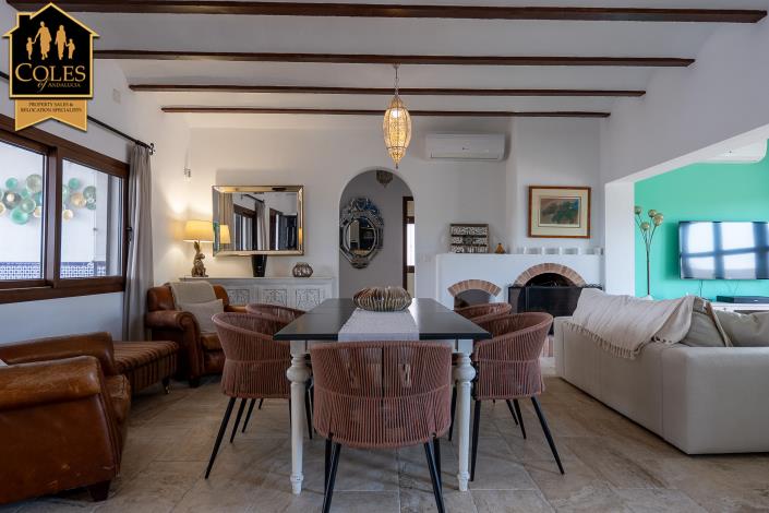 Image No.16-4 Bed Villa / Detached for sale