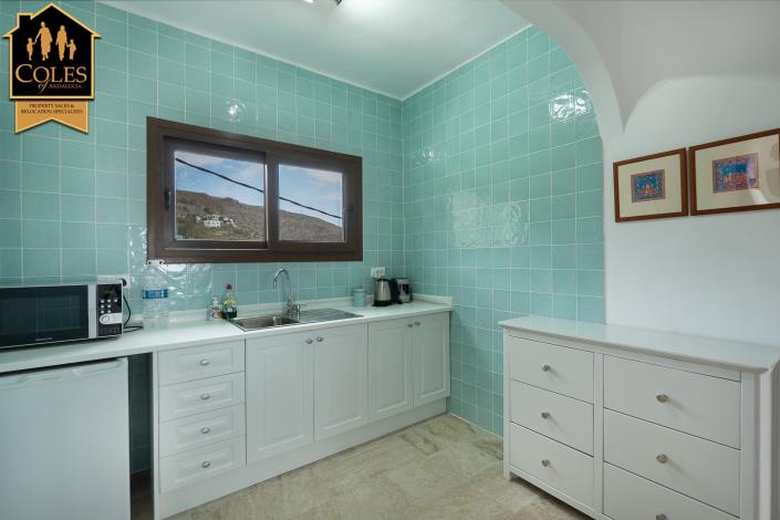 Image No.30-4 Bed Villa / Detached for sale