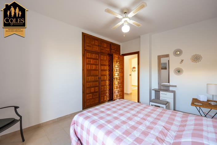 Image No.20-3 Bed Apartment for sale