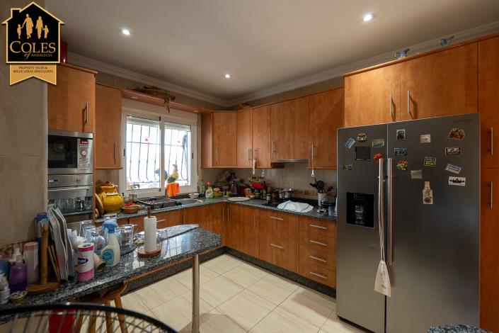 Image No.11-3 Bed Villa / Detached for sale