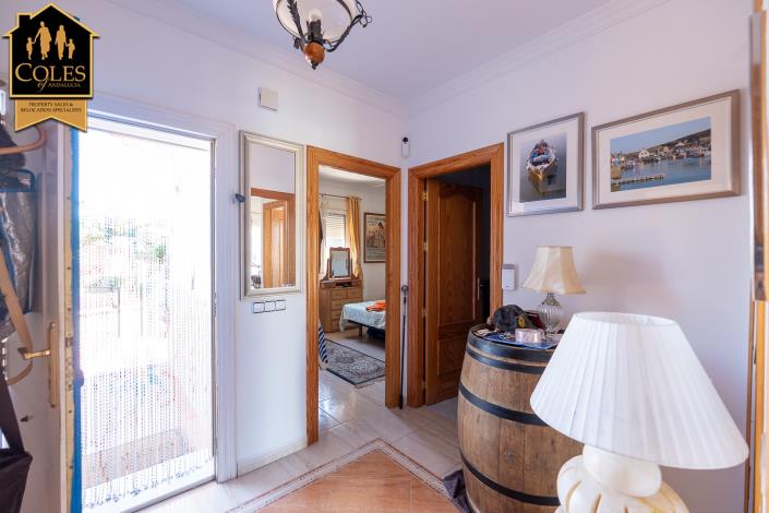 Image No.16-3 Bed Villa / Detached for sale